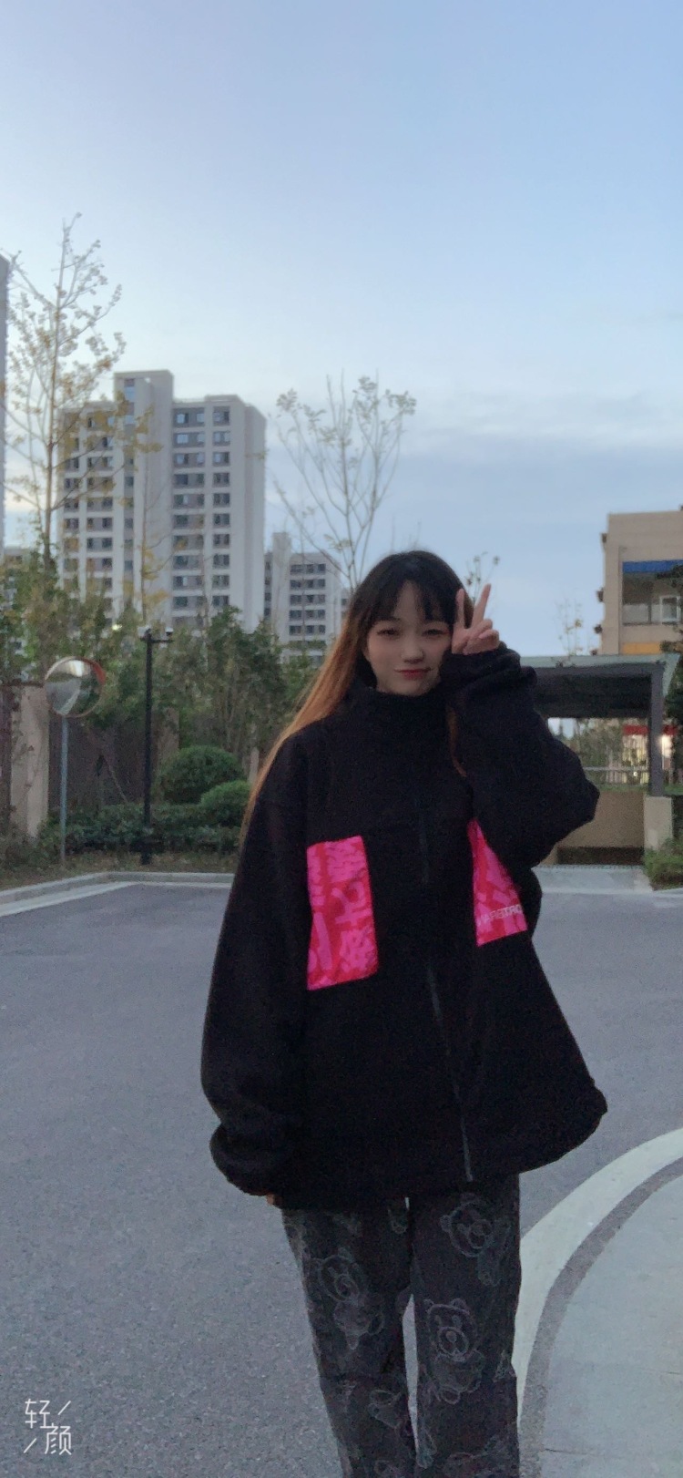 小凌-安徽省·芜湖市·弋江区--158/60斤，会拍照📷，全身照或者细节展示，成品图可以室内室外都可以，适合甜美风或者甜酷风🌟