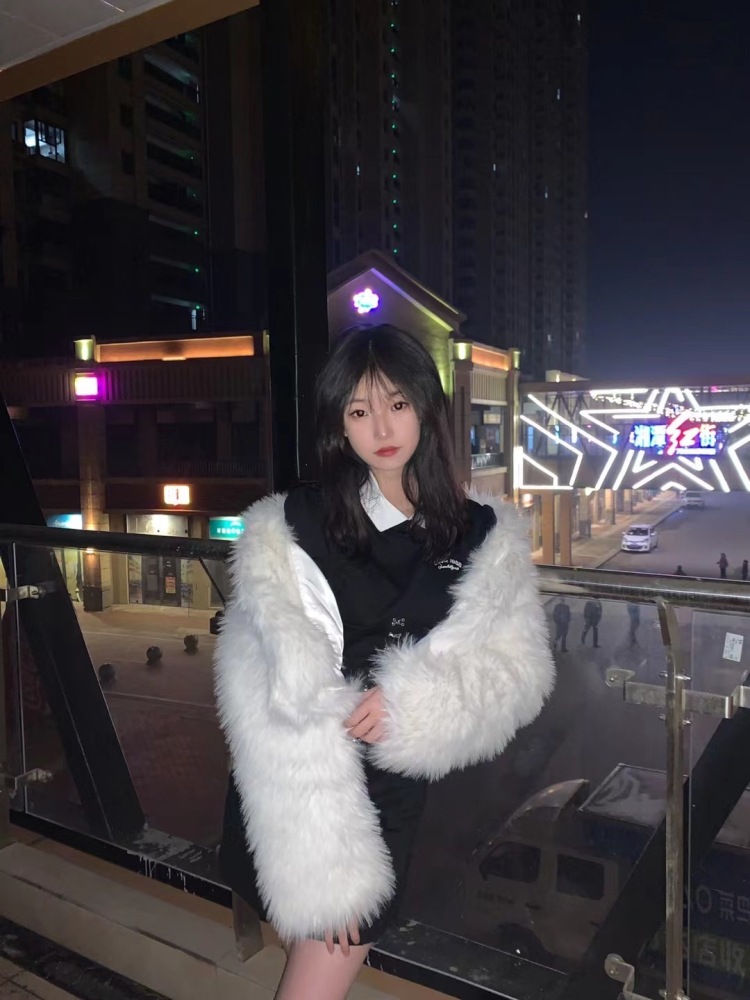 明天不熬夜了-湖南省·湘潭市·岳塘区--170 103 什么风格都能驾驭哦 会p图自拍 高中生 时间较多买家秀 探店打卡 试用