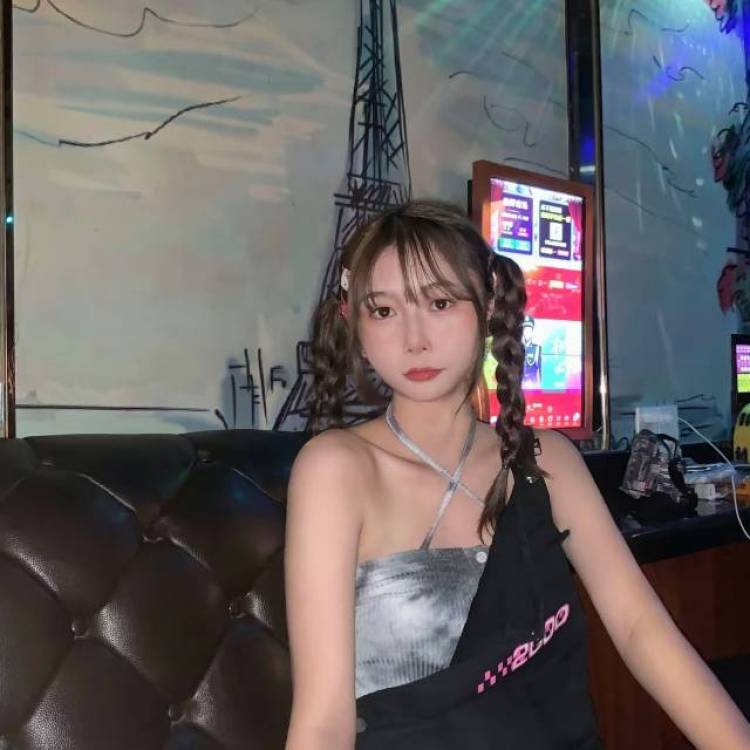 遇到困难睡大觉-广东省·广州市·天河区-抖音***微博-身高158体重90 风格是百变小樱✌ 接服装买家秀 会后期p图剪辑什么的 在读学生挺多时间的