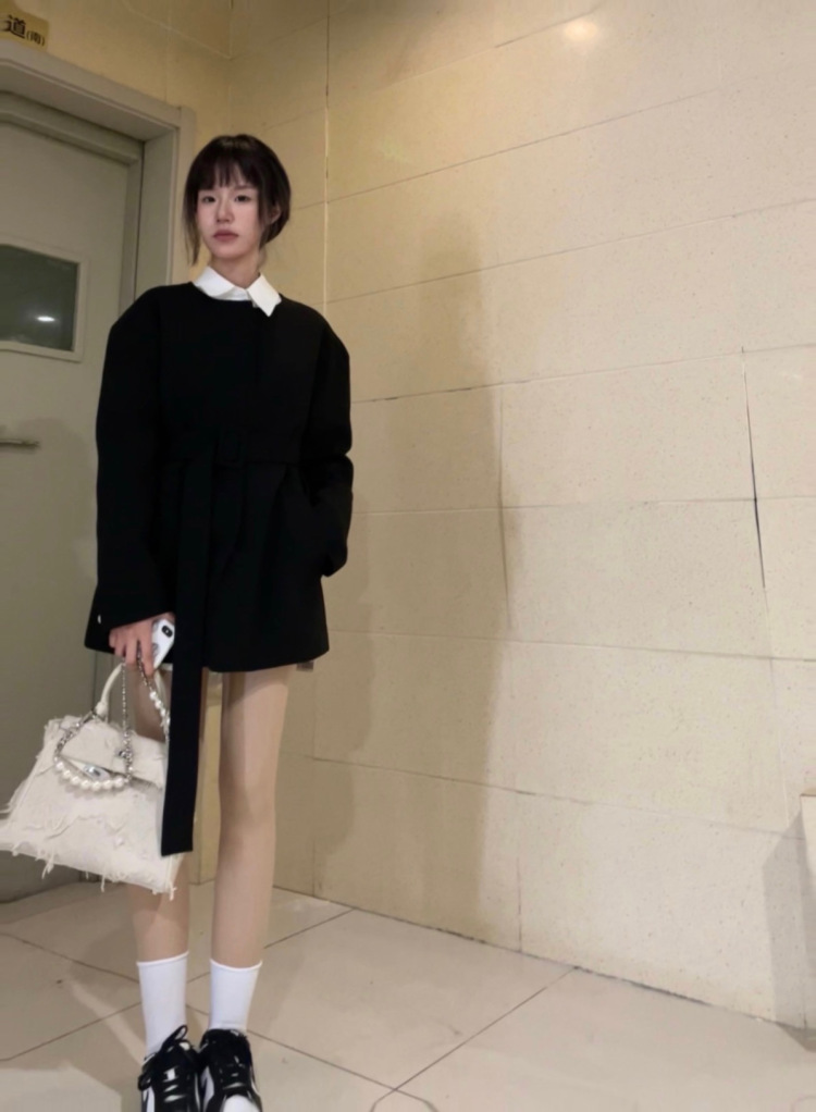 盐白开-浙江省·宁波市·鄞州区--喜欢搭配、化妆、拍照。接平面模特,寄拍模特,探店打卡,淘宝买家秀,***测评等