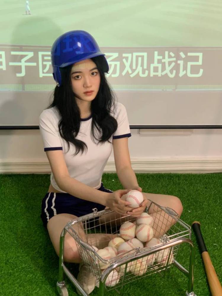 🌙-湖南省·长沙市·望城区-***-20岁,身高175,体重115,会拍照会修图有耐心,接寄拍买家秀等等,欢迎合作