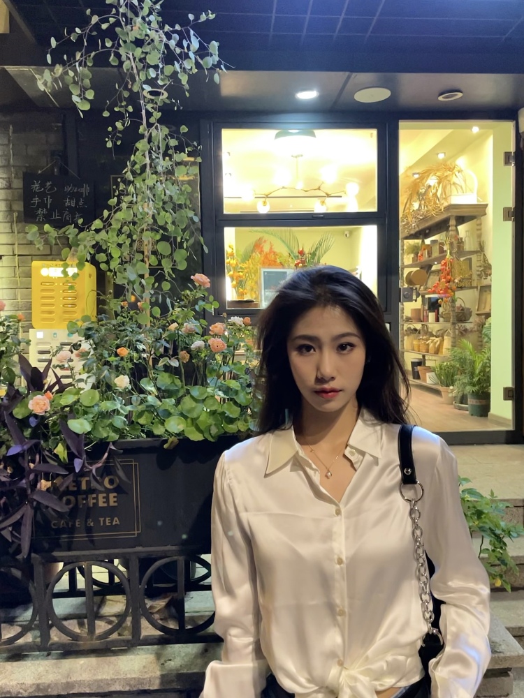 Americano-北京市·北京市·西城区-微博 抖音 ***-我是一名舞蹈生，我可以拍买家秀，制作短视频，例如vlog。
对于拍摄的照片，我可以保证清晰度与质量