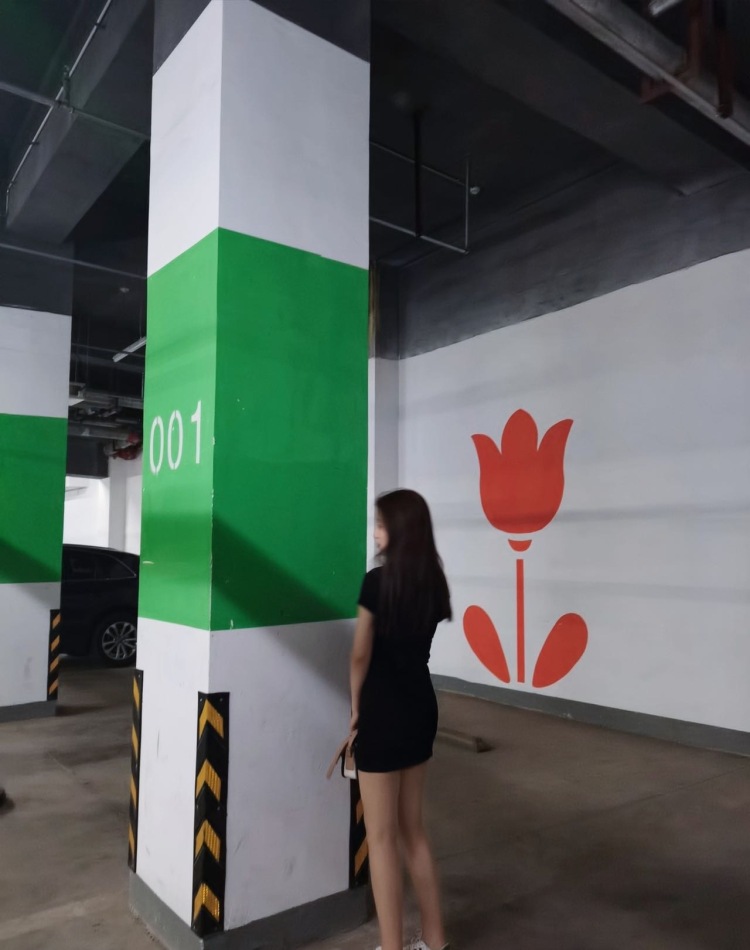 欣欣.-河南省·平顶山市·卫东区--身高168体重106。可以寄拍发抖音发朋友圈都可以,欢迎各位老板找我。