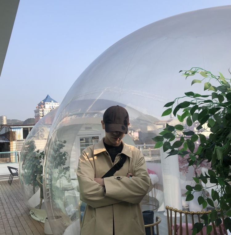 里成恆-福建省·厦门市·湖里区-微博-特长:擅长运动比如篮球,台球,羽毛球。接寄拍,衣服裤子鞋子,帽子等各种服装饰品都可拍
