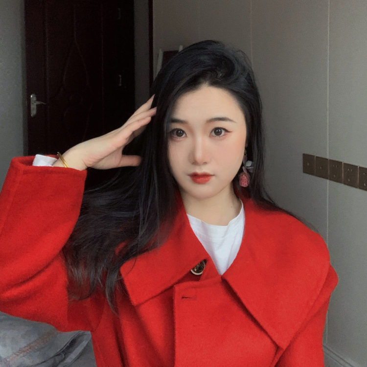 晴栀-广东省·中山市·坦洲镇--自己拍照会p图,想要寄拍方式,想接服饰包包,如果合适的话可以联系我