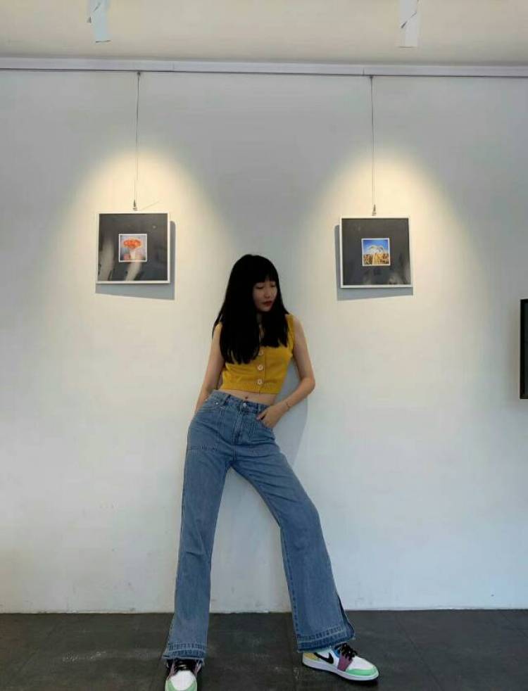 爱吃香菜~-云南省·昆明市·官渡区--身高168厘米
体重90斤
可接寄拍,鞋子包包衣裤都可以哦
小白一枚,想入坑!