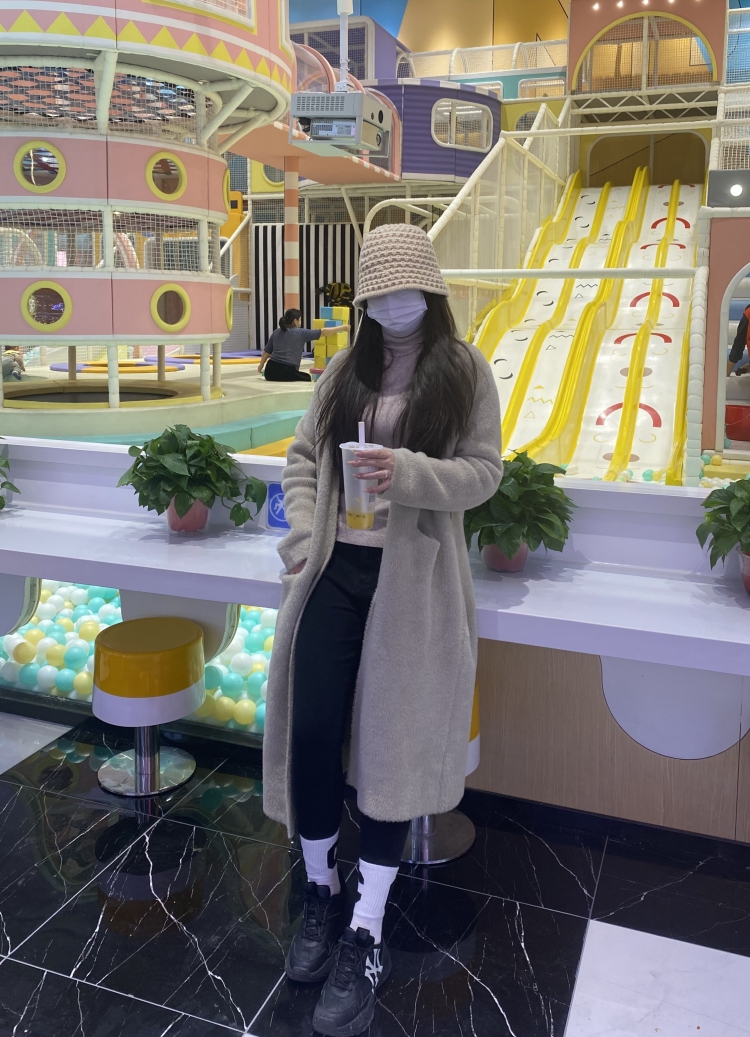 Pumpkin--湖北省·武汉市·江夏区--影视戏剧表演专业 会跳舞唱歌  身高170 体重52kg 平时喜欢拍照探店打卡 会p图剪辑 接寄拍衣服美瞳包包各种饰品