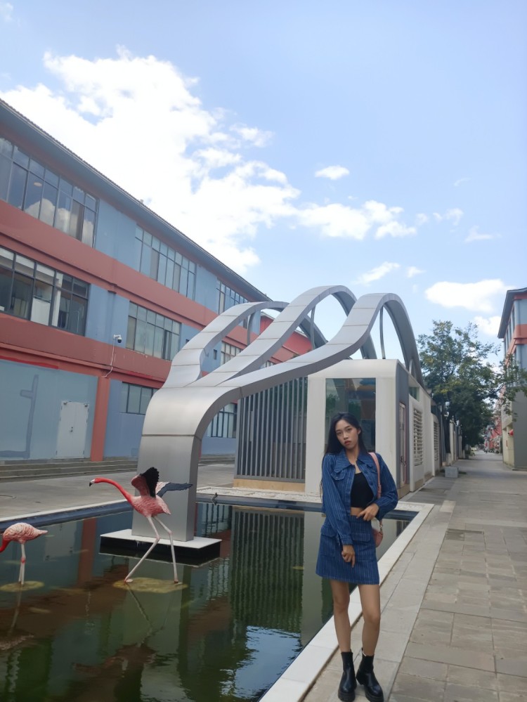 藍-云南省·玉溪市·江川区-抖音,***-接寄拍,送拍。身高170 体重51kg。接单范围:衣服裤子鞋子包包日用品美妆产品都🉑 (淘宝,pxx,1688)。风格不限,效率高,会按质按量完成,看看我叭!!!(◕ˇ∀ˇ◕)