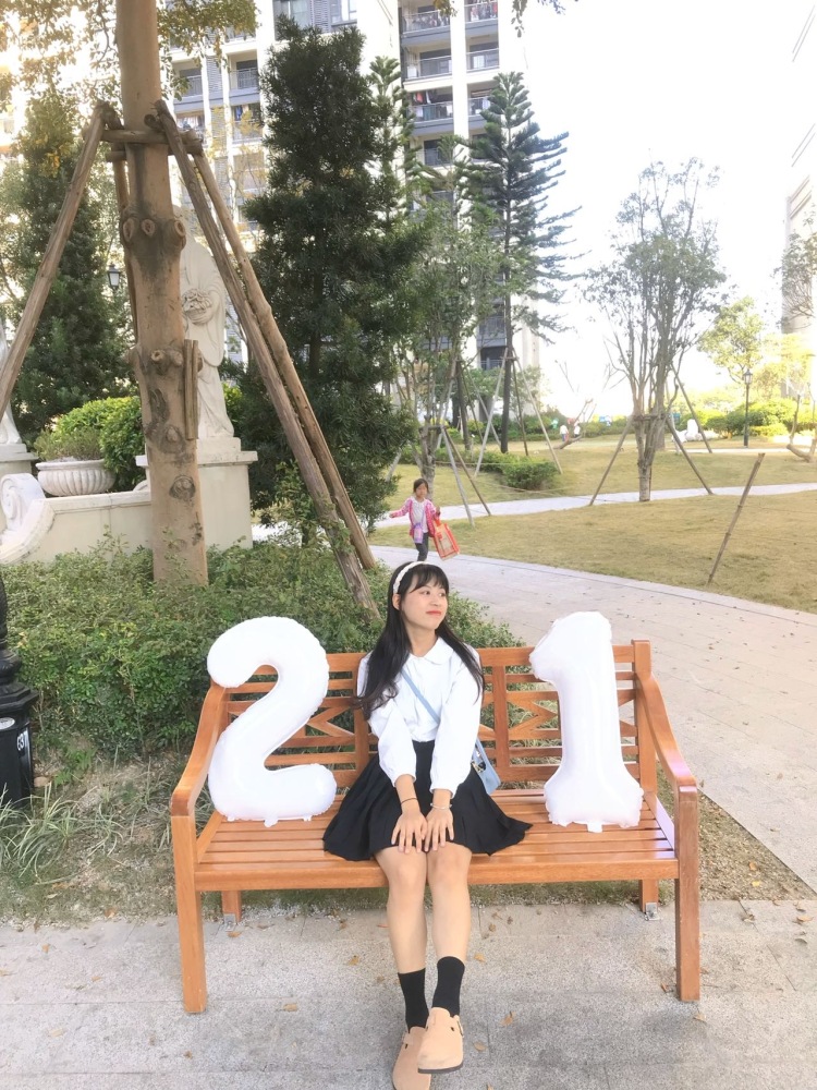 怎么睡不着-广东省·广州市·黄埔区-抖音、***-我现在是一名实习生,想在平常休息的时候兼职网拍,平时喜欢拍照,喜欢发圈,我爱拍照也是积累了很多经验,所以我来啦