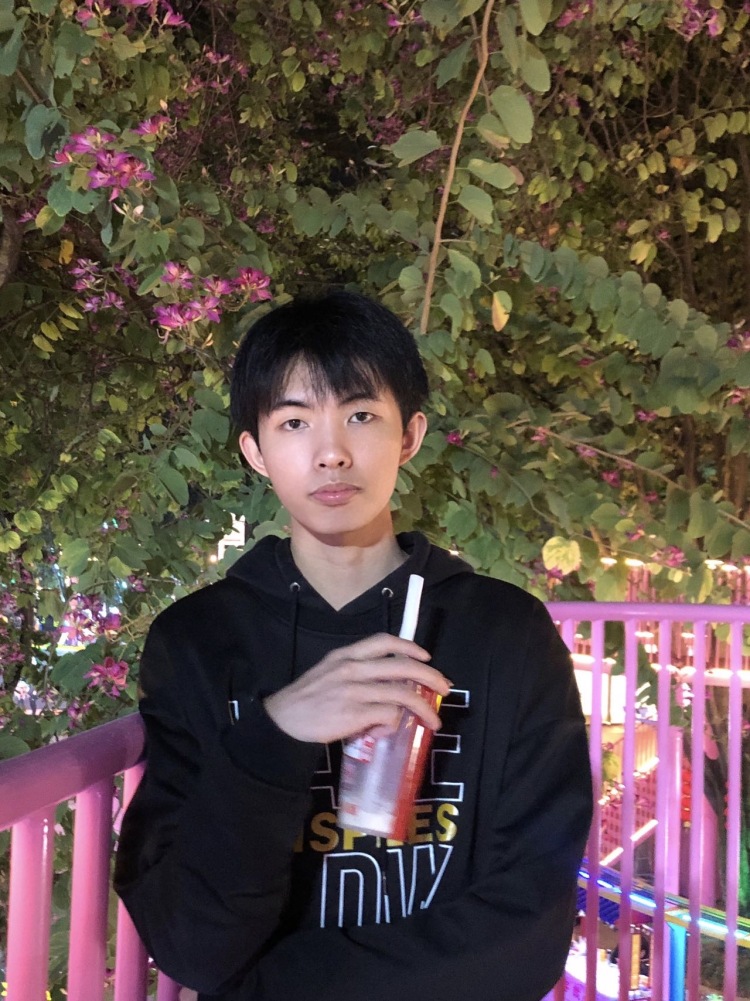 星海-广东省·惠州市·惠城区-抖音 快手 虎牙-本人身高175,体重50kg,爱好拍照 希望可以得到大家的合作