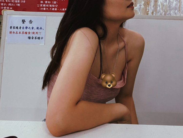 少₇一点-广东省·中山市·石岐街道-抖音 微博 ***-可以出买家秀 出图快 费用好商量 产品好的可以免费哟!还可以编辑文字 让买家秀更真实
