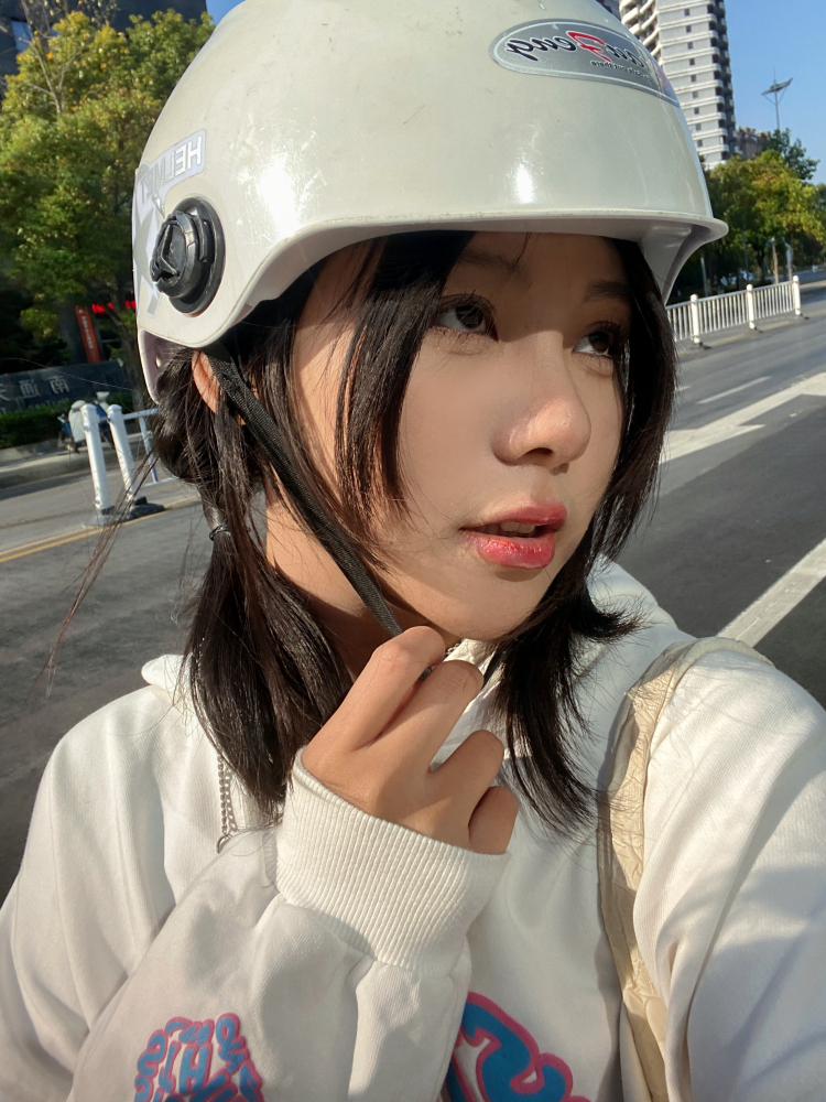 PP-安徽省·宿州市·泗县-抖音-爱穿搭的大学生 接寄拍买家秀,开箱种草
超级爱穿搭,拍照,十分热爱!
照片全凭感觉来,可以接受一直拍到满意为哦
费用嘛这个再说嘛 合作开心最重要啦 毕竟自己乐在其中嘛,希望大家都开开心心热爱生活,啾咪