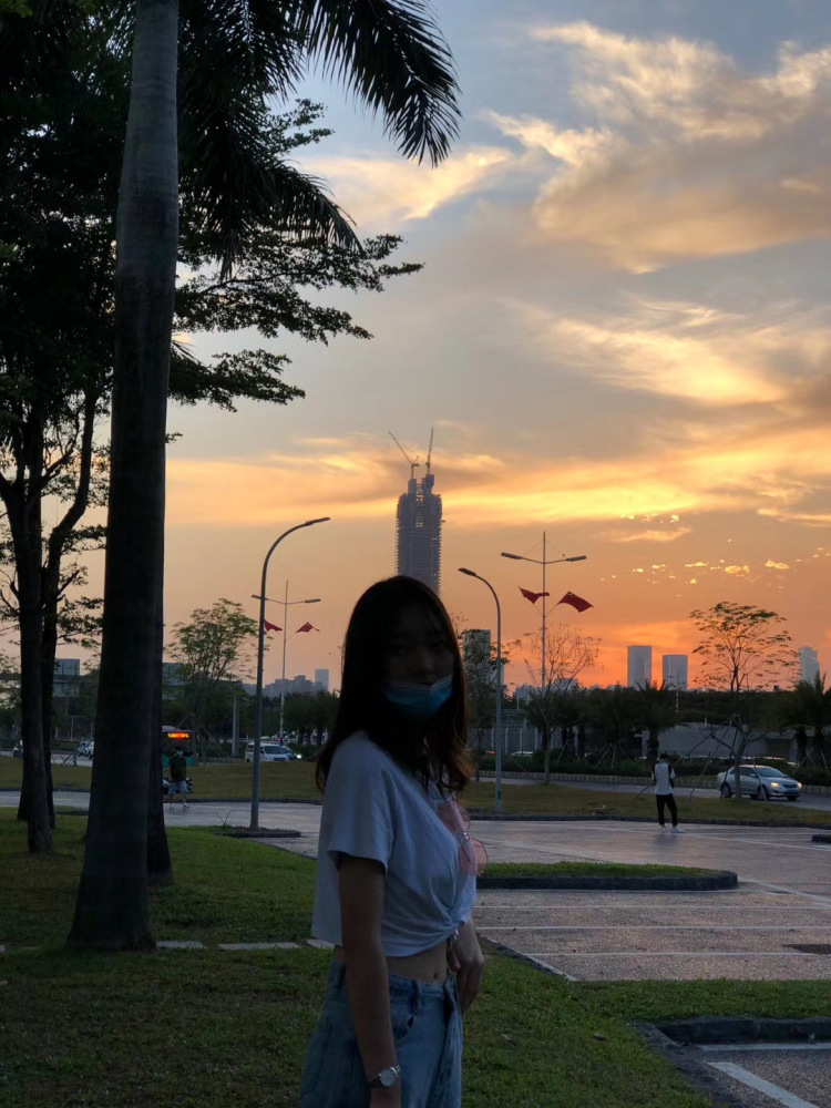 仙女姐姐-河南省·洛阳市·伊川县--一名普通上班族👩💼 喜欢拍照,想接一些淘宝或者拼多多的好物分享 内容不限 ~