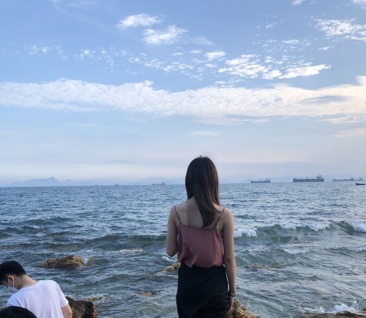 仙女姐姐-河南省·洛阳市·伊川县--一名普通上班族👩💼 喜欢拍照,想接一些淘宝或者拼多多的好物分享 内容不限 ~