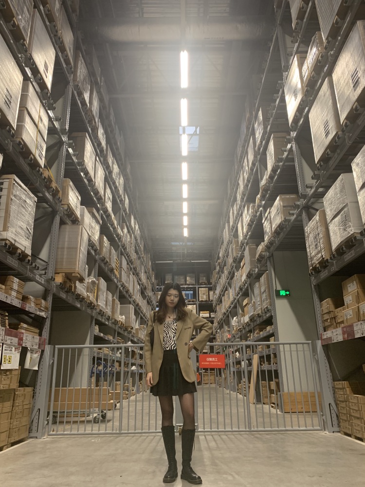 昕昕果冻-山东省·青岛市·市北区--接寄拍,风格多变,172.100偏瘦,首饰包包鞋子衣服均可,会拍照会p图,质量高