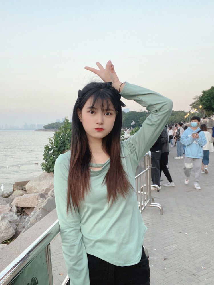 诺诺椰-广西壮族自治区·钦州市·浦北县--新手小白,热爱拍照,可接寄拍 网拍 买家秀,请大家多多关照,我会加油的!
年龄:20
身高:158CM
体重:43
坐标:广西·钦州市·浦北县