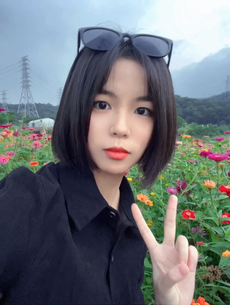 苏沫-广东省·深圳市·宝安区-抖音快手知乎***-自由职业者喜欢拍照,可盐可甜,🉑 p图,🉑 接寄拍🉑 接买家秀,会韩式穿搭!🉑 🉑 接文字单(打字很快效率高)还会一点视频剪辑和音频剪辑可以做影集,如有需要联系鸭,
艺名:苏沫
身份:自由职业者
年龄