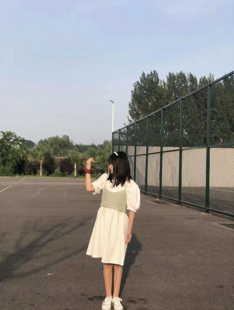 粥粥-河北省·秦皇岛市·海港区--接寄拍送拍 身高158/78
风格不定包包鞋子饰品小物件都行
会拍会p