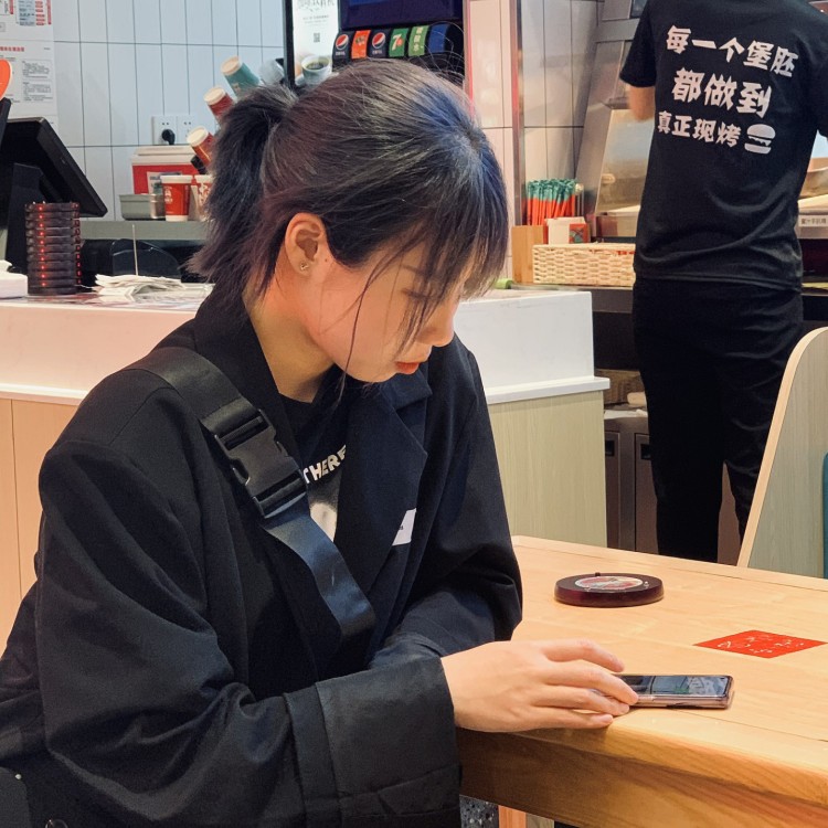 和风声看海-福建省·宁德市·福鼎市-***/快手-目前是个大学生,身高168 体重49,可接买家秀、寄拍、平面模特兼职,价格可协商