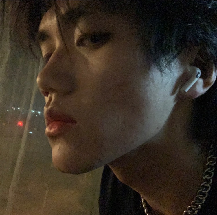 🍊-吉林省·长春市·朝阳区-抖音-特长绘画。摄影和音乐。目前是在校大学艺术生。接单范围:主要是🍑宝种草带货。买家秀。其他的也可以尝试