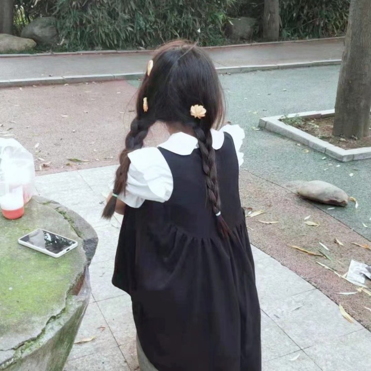 小悦一米八-河南省·南阳市·卧龙区-快手-可接首饰 服装 彩妆 鞋子 包包寄拍
长相可御姐可甜美
身高:162cm
体重:43kg
会搭配 爱拍照 会做图 会跳舞,爵士,民族都可 拍照高清质量高 在校学生空闲
🍑宝拼夕夕都没问题会拍照会p图出
