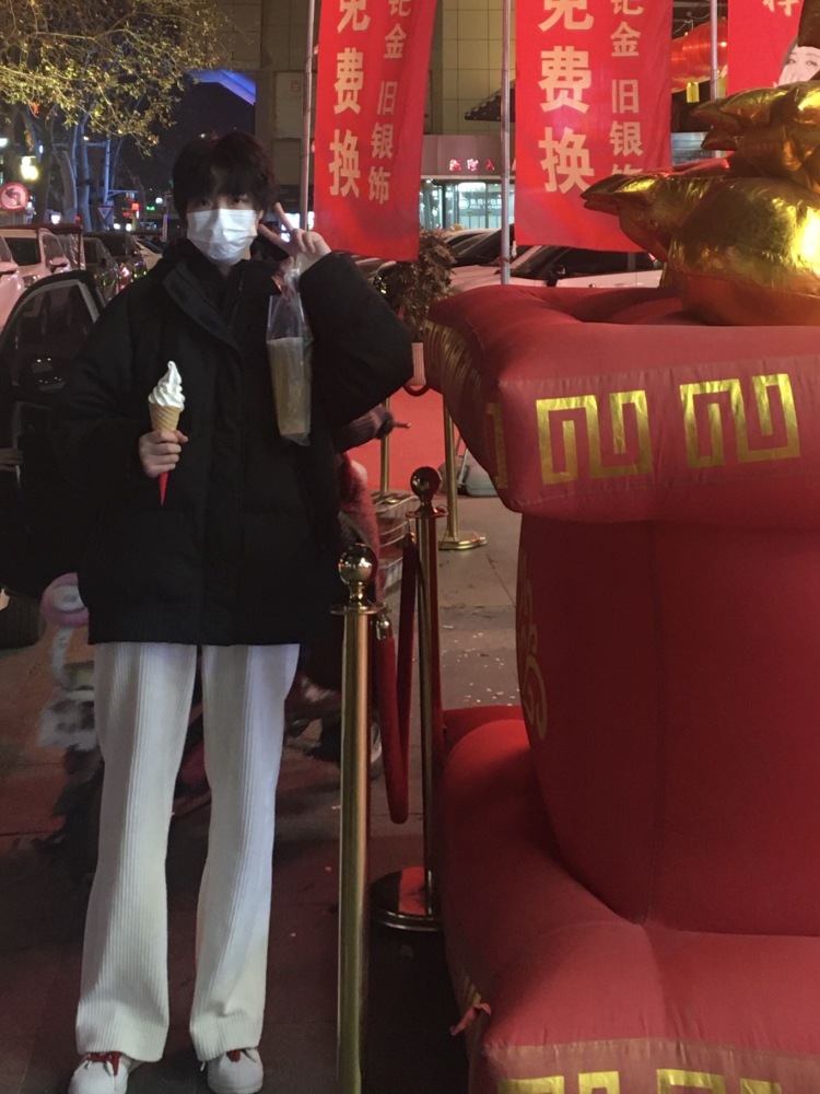 JENNIE-河南省·新乡市·红旗区--喜欢穿搭 可加我微信了解 高二在读
骗人的勿扰
身高175 体重103 可接外景拍摄