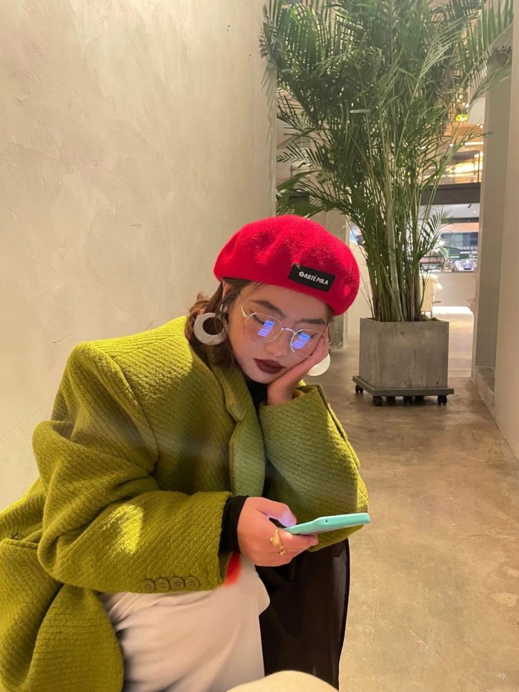 女兆-湖南省·长沙市·芙蓉区--拍照 修图 化妆 穿搭都可!!!
出片效率高 营造氛围感
保质保量!