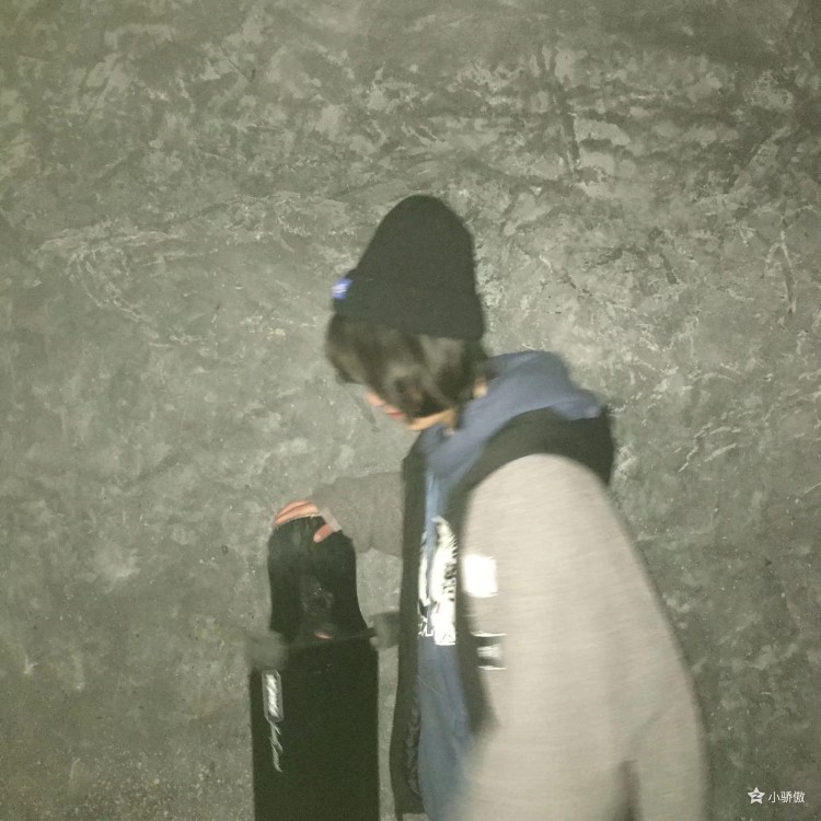 han哈哈-湖南省·长沙市·雨花区--我的爱好是拍照,唱歌,给别人拍照,也在进步中,什么风格都可以,接寄拍。