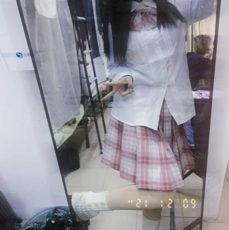 琪ぁ酱-江苏省·南京市·江宁区--爱好唱歌,什么风格都可以
身高154cm体重40kg
喜欢拍些买家秀,
会p图
