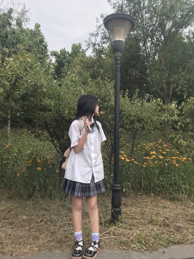×-河南省·许昌市·建安区--身高165体重95
我喜欢唱歌跳舞,喜欢发一些作品到社交平台,时间比较充足,随时都可以拍