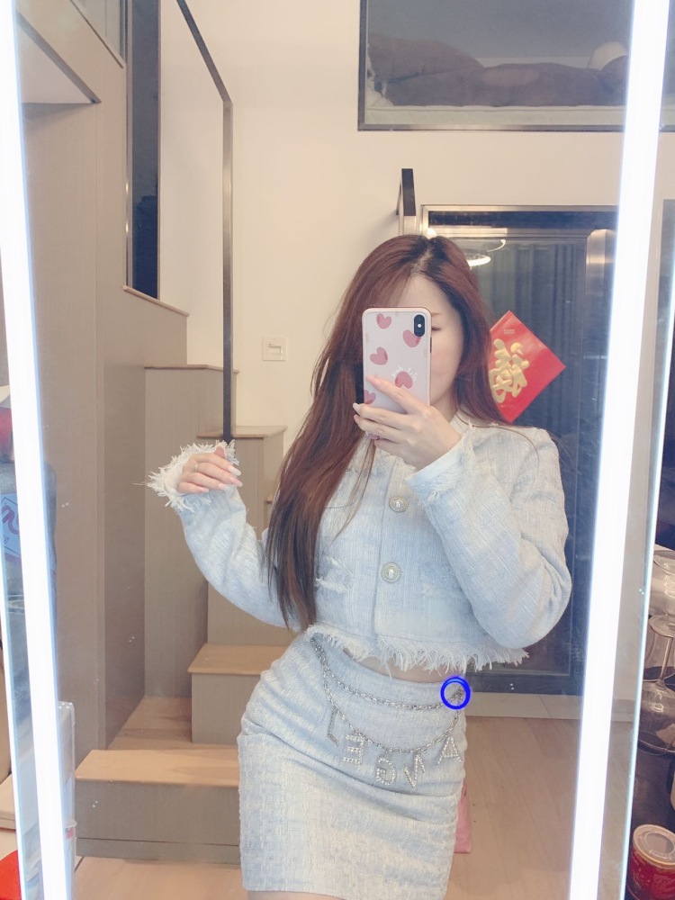 小池小可爱-广东省·深圳市·龙岗区-***-本人没经验哦！但蛮上镜的，是一名主播，想接买家秀！和街拍，抖音带货