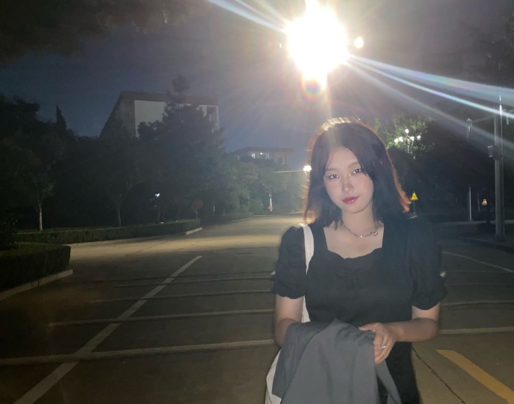 宇-山西省·太原市·杏花岭区--接单的范围服装配饰,特长爱好拍照,拍好看的照片,人好说话,希望有合作