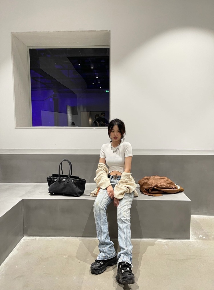GiiiiiiiiK.-黑龙江省·哈尔滨市·道里区-抖音 *** 快手 微博-接瞳模寄拍 会照相 批图 喜欢跳舞 会拍视频 爱好美妆 感兴趣 觉得我可以符合标准的找我吧