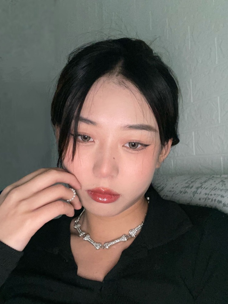 GiiiiiiiiK.-黑龙江省·哈尔滨市·道里区-抖音 *** 快手 微博-接瞳模寄拍 会照相 批图 喜欢跳舞 会拍视频 爱好美妆 感兴趣 觉得我可以符合标准的找我吧