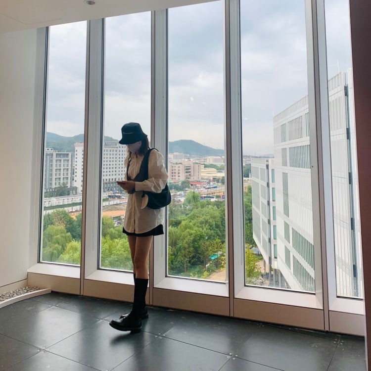 婧-浙江省·杭州市·上城区-抖音，微博，***-新素人一枚～身高170，体重50kg，喜欢穿搭，拍照，探店打卡。可接买家秀，开箱种草，化妆品！新人求带～看看我