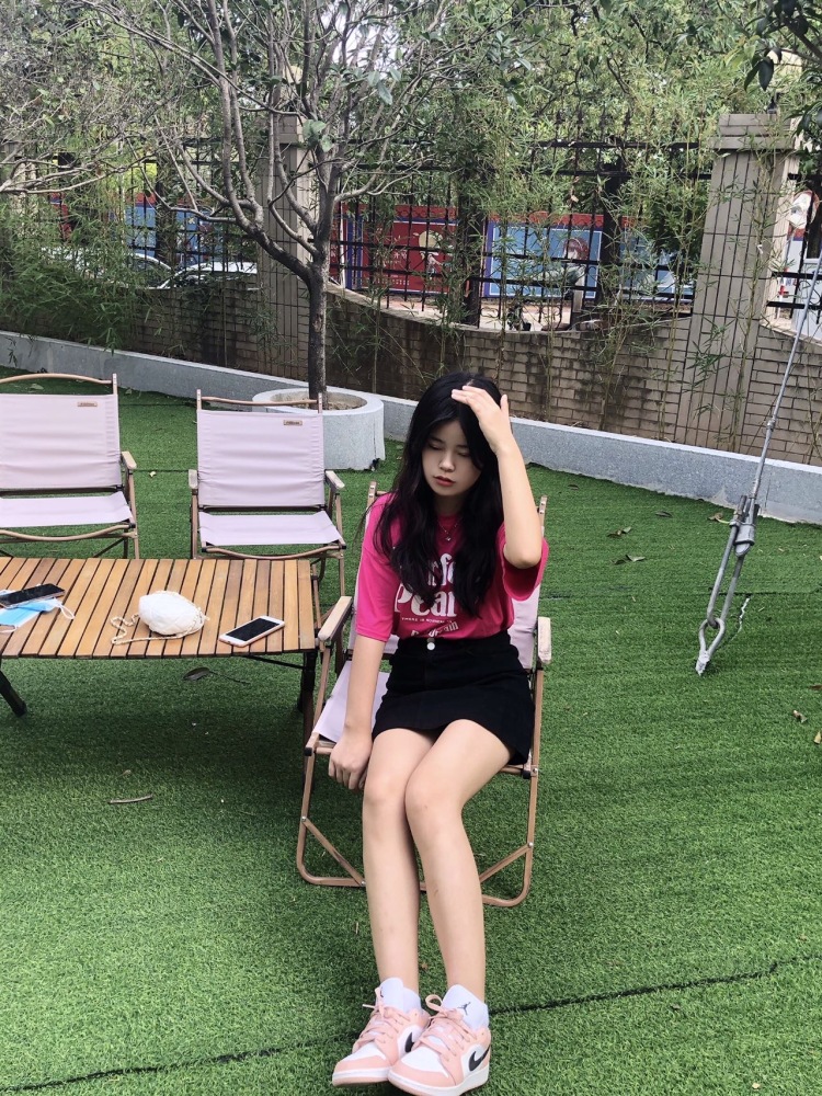 y-福建省·泉州市·石狮市--会拍照会p图出图快效率高 希望接衣服单比较会拍衣服接受重拍价格可以看照片质量来谈接受长期合作