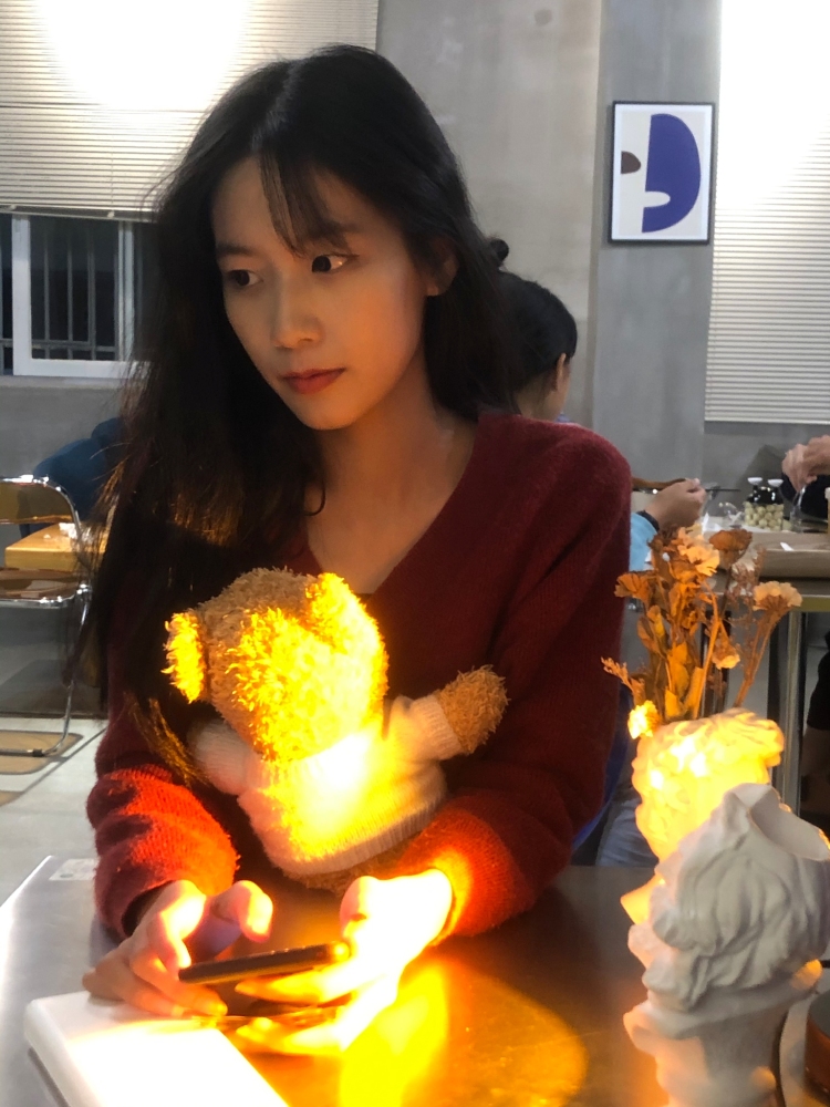 一个知名帅哥-广东省·汕尾市·陆丰市-抖音-在校生想做兼职,特长就是瘦腿细,可以关注一下可接可爱的跟甜辣风,很喜欢拍照p图,也喜欢拍视频抖音粉丝200+