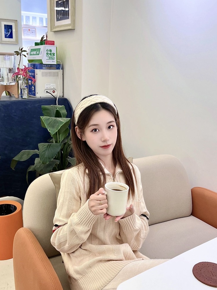 Wantcha_-河南省·开封市·龙亭区-抖音 快手 *** 淘宝-接寄拍!!!身高172cm,体重54kg,学过模特专业,参加过各种模特大赛并取得名次,喜欢拍照 修图,审美高,会穿搭,想做寄拍模特,拍衣服鞋子包包饰品。