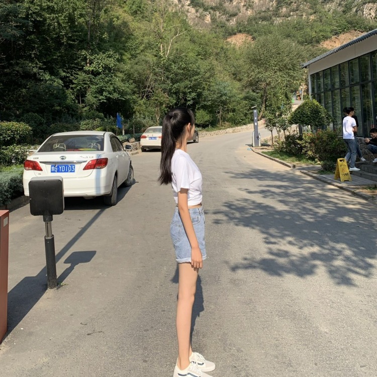 Wantcha_-河南省·开封市·龙亭区-抖音 快手 *** 淘宝-接寄拍!!!身高172cm,体重54kg,学过模特专业,参加过各种模特大赛并取得名次,喜欢拍照 修图,审美高,会穿搭,想做寄拍模特,拍衣服鞋子包包饰品。