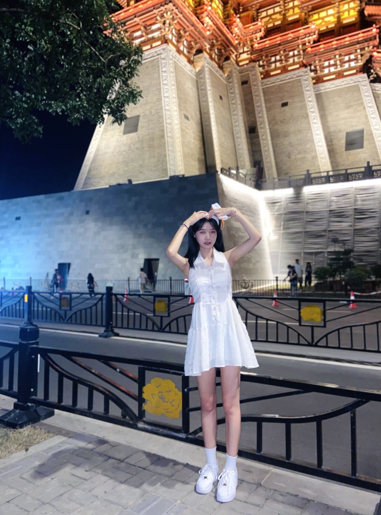 七七-重庆市·重庆市·沙坪坝区-抖音-166cm/47kg🧍♀️
接买家秀,寄拍,送拍
会拍照会p图会剪辑视频📸
衣服👗鞋子👟包包🎒装饰品🕶️均可
