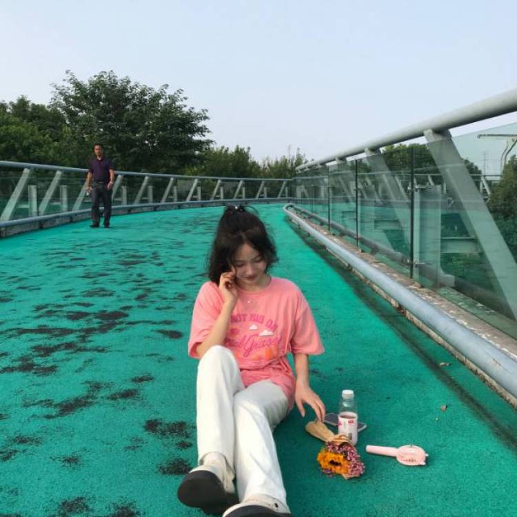 ᥫᩣ-湖南省·衡阳市·常宁市-抖音,***,快手-本人善长拍照和基本的剪辑视频,在快手上有1580粉丝,可接推广,寄拍,送拍等,价格好商量