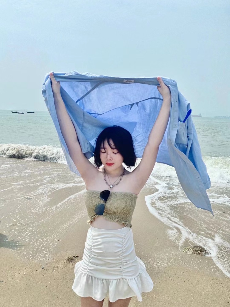 余文乐-福建省·龙岩市·新罗区-抖音，快手，***，微博-买家秀 探店打卡
身高160
体重100
会p图 什么风格都可以