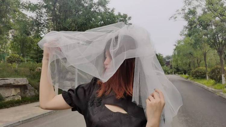 Adela-山东省·枣庄市·市中区--身高168 体重51㎏
旗袍 汉服 婚纱 校园 欧美多种风格都能拍
（不拍内衣）
喜欢擅长拍照