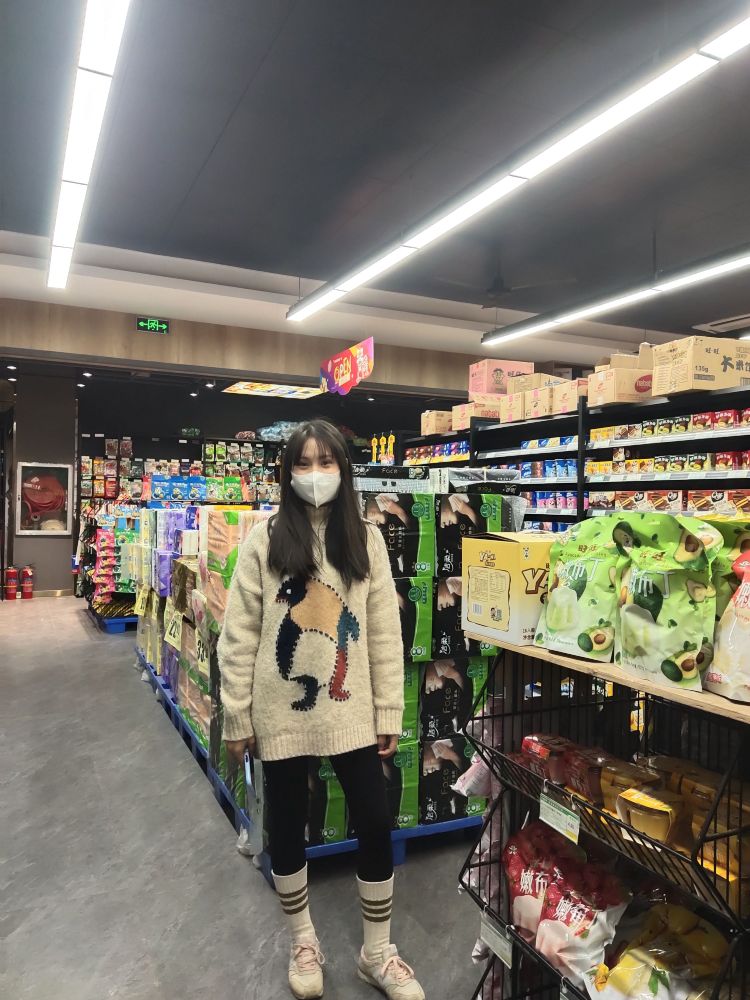 小九揪野-天津市·天津市·河北区--接寄拍
帽子衣服等
身高1.58体重89
尝试一下,希望各位商家看到给个机会