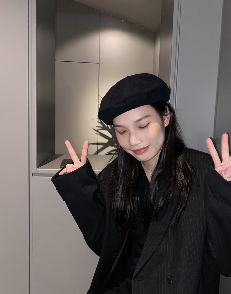 llllll-广东省·广州市·荔湾区-抖音/微博/***-接买家秀 衣服饰品美妆 身高160 喜欢探店拍照 擅长休闲风oversize 希望可以合作！！