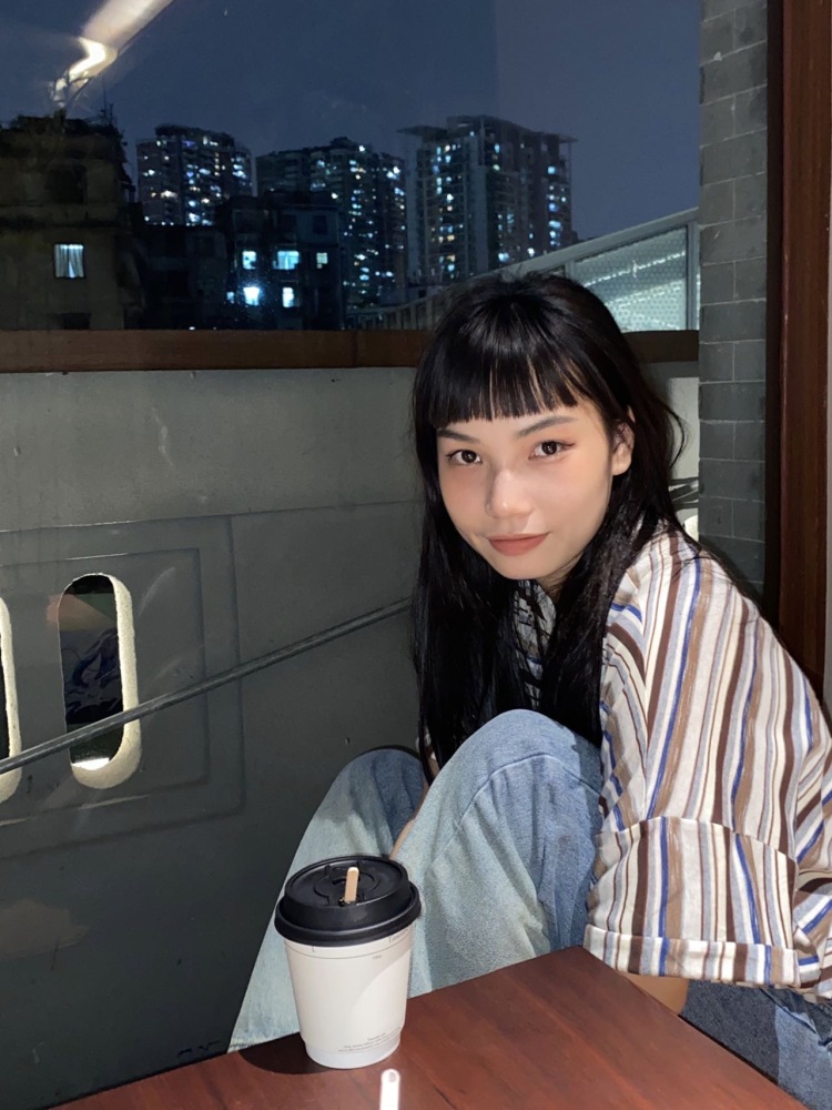llllll-广东省·广州市·荔湾区-抖音/微博/***-接买家秀 衣服饰品美妆 身高160 喜欢探店拍照 擅长休闲风oversize 希望可以合作！！