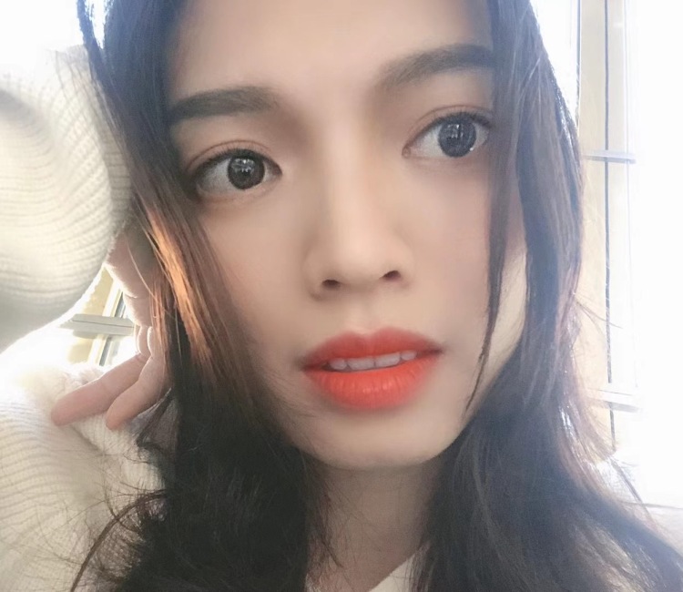 小小👧-广东省·茂名市·电白区--本人性格开朗  准备交图 善于沟通 可以接淘宝 拼多多 其他 会P图
