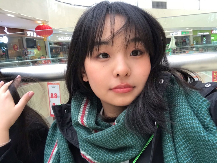 共产主义接班人-内蒙古自治区·包头市·东河区--目前接买家秀,女,身高160,体重43kg,可接化妆品,美瞳,穿戴甲以及各类服装,假发等等,具体私聊
