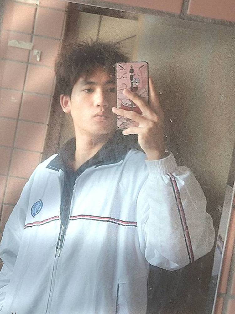 #🏀-广东省·东莞市·大朗镇--身高172 体重130 接寄拍 送拍 会p图 会化妆 出图快 服装帽子鞋子配饰皆可