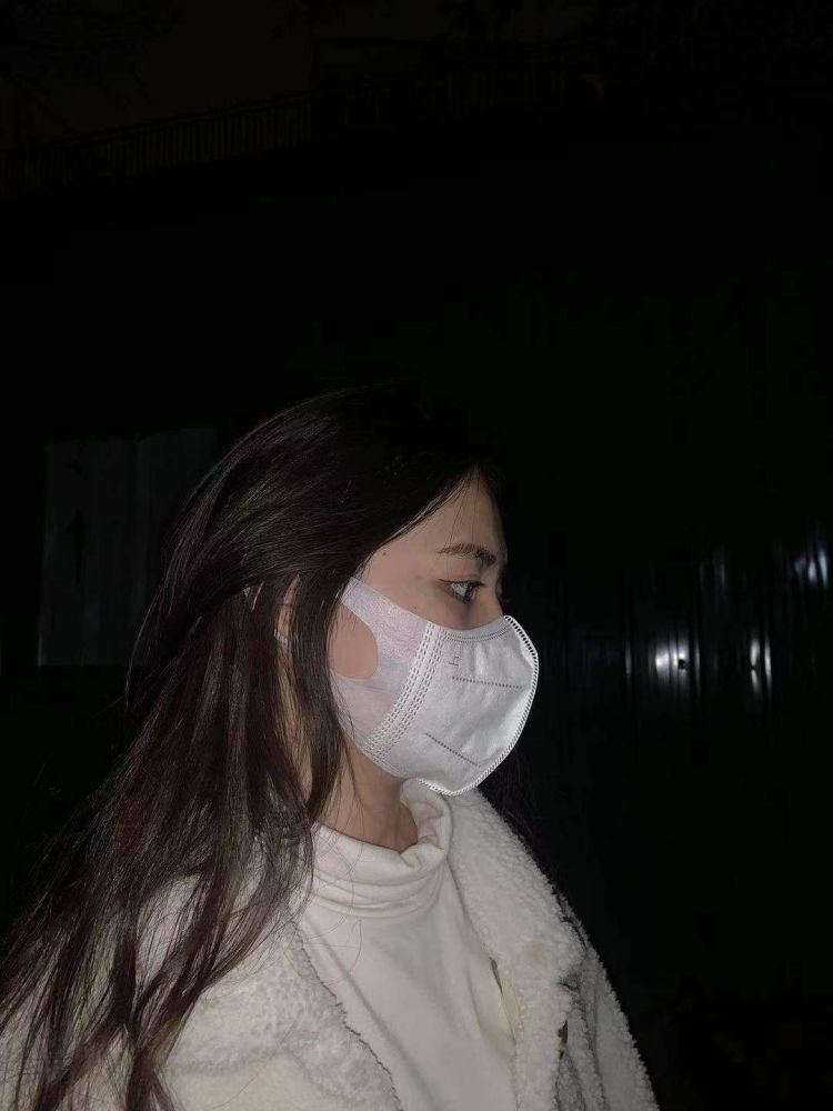 Zik-f-河南省·新乡市·新乡县--有上进心想长期接单,爱拍照片,会化妆,批图,性格开朗,可做买家秀,开箱测评,平面模特
